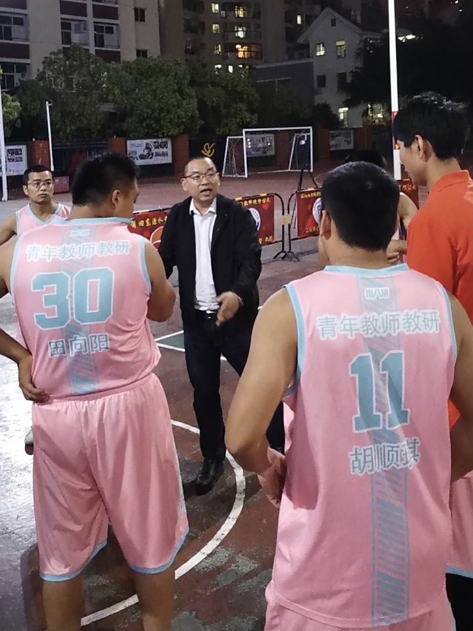 教工篮球2.jpeg